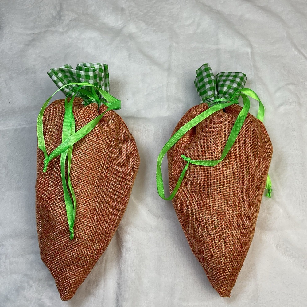 Pair of Stuffed Orange/Green Carrot Shaped Fabric Gift Bag Easter Birthday Fun‎